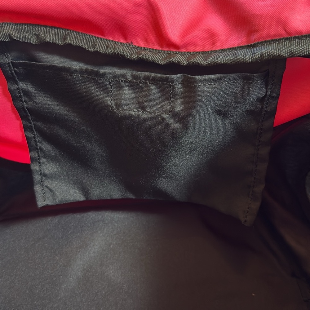 Nike Fuchsia and Black Sports Bag - Picture 8 of 10